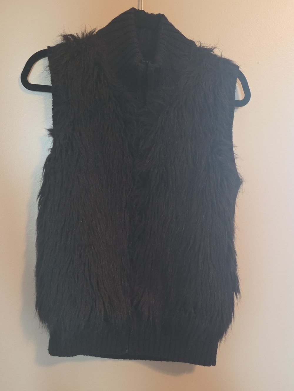 Willi Smith Black Ribbed Knit Vest
